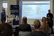 Die Programmleitung Dr. Nathalie Huber und Dr. Iwan C. Meij stellen die Agenda vor