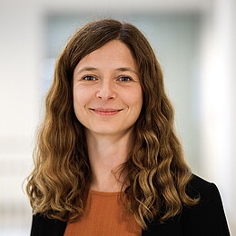 Porträtfoto von Iris Fischer